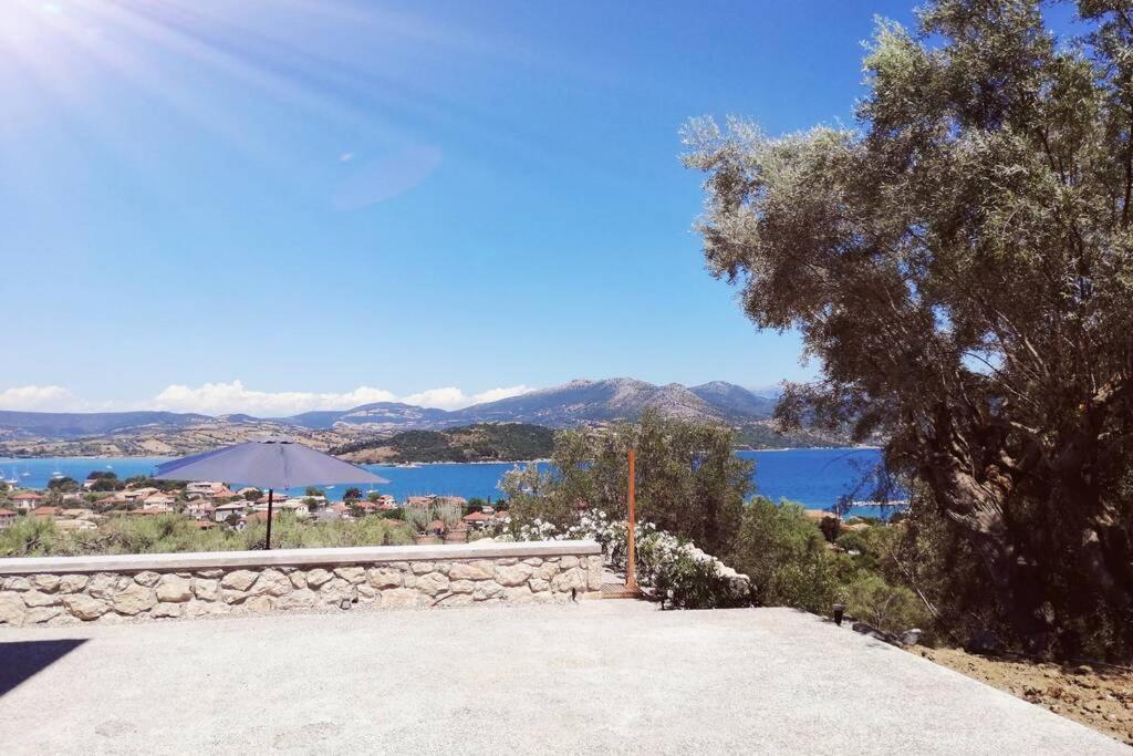 Laura_Sea View_Apartment 2 ลิเกีย ภายนอก รูปภาพ